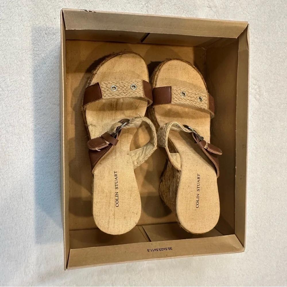 EU Maurice’s Colin Stuart Lenny Up Front Tan Buckle Platform Sandal, Y2K Slip-on